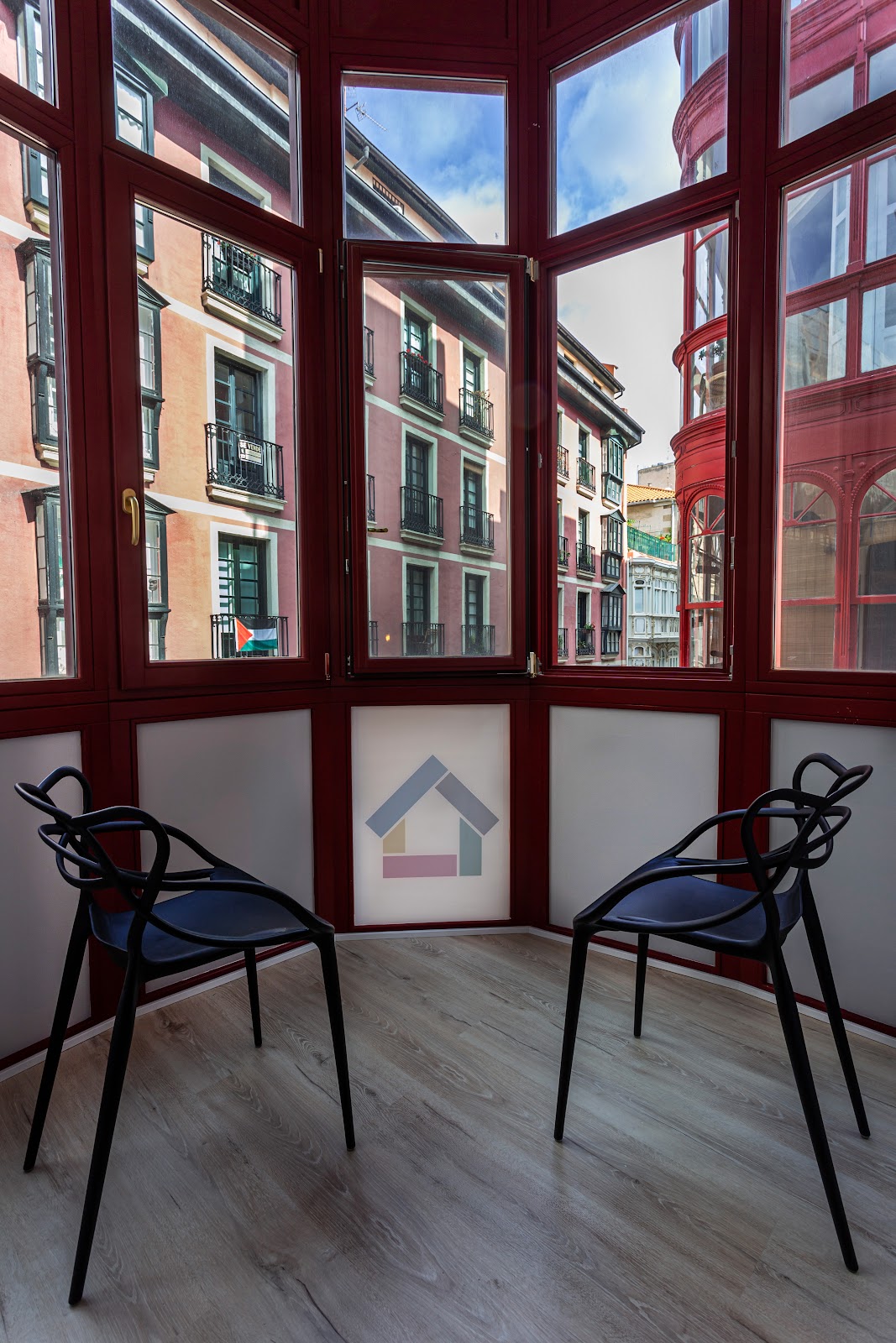 Casual Fuentes photo 9