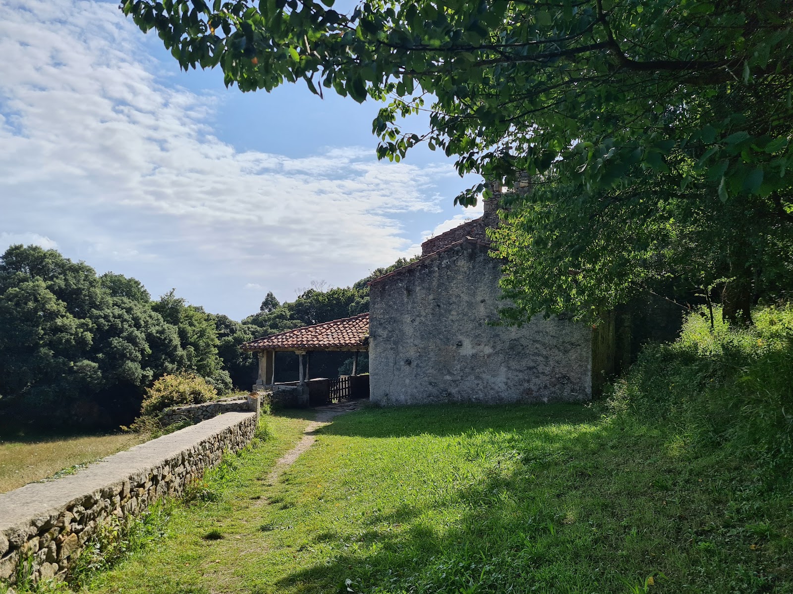 Albergue Turístico El Cantu photo 10