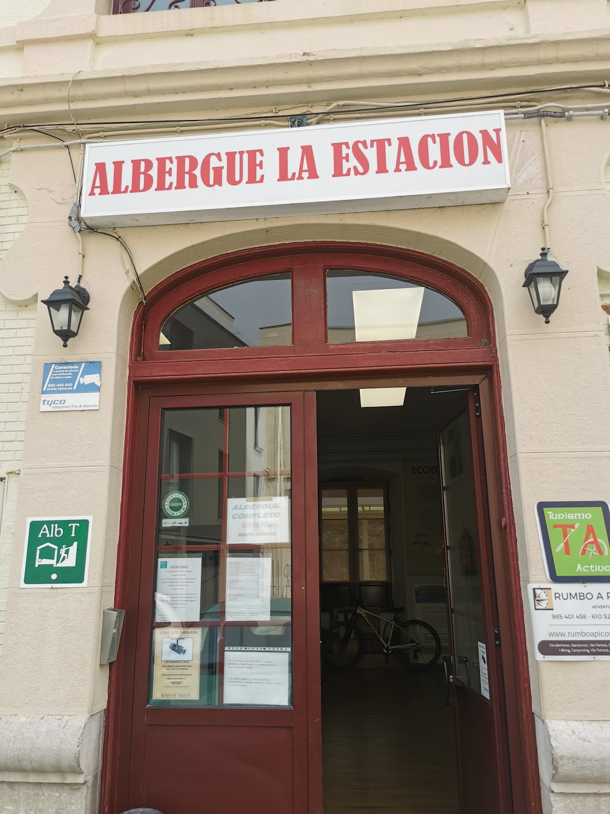 Albergue La Estación photo 8