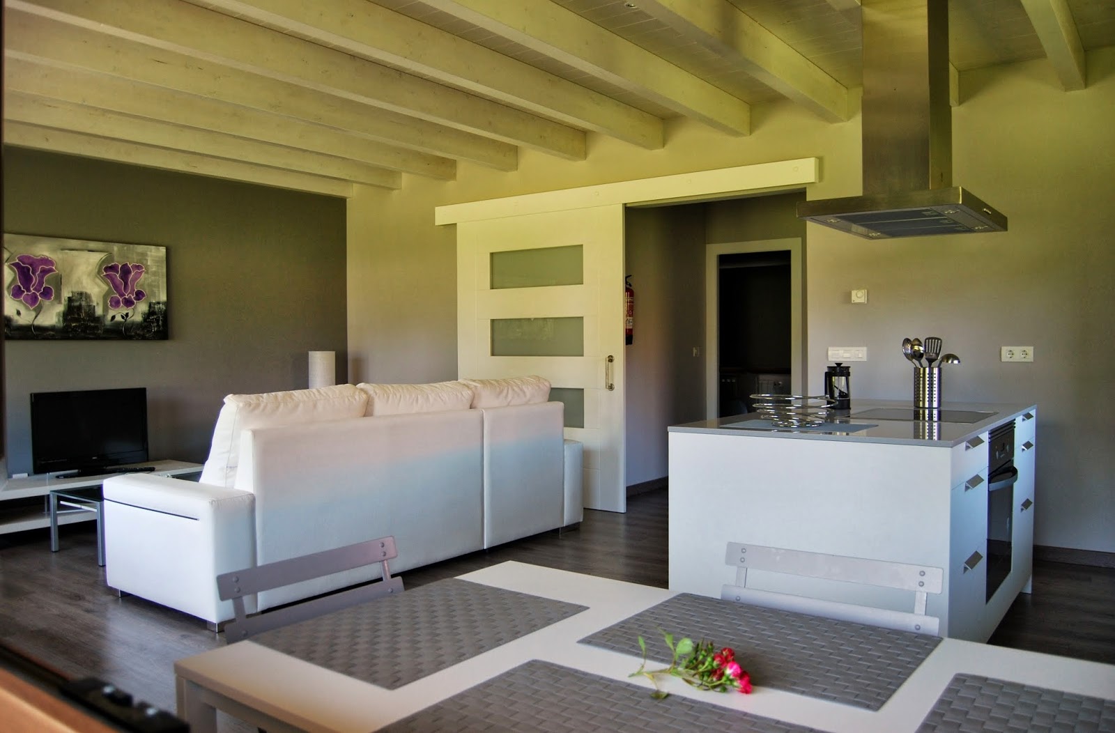 The Cool Houses photo 6