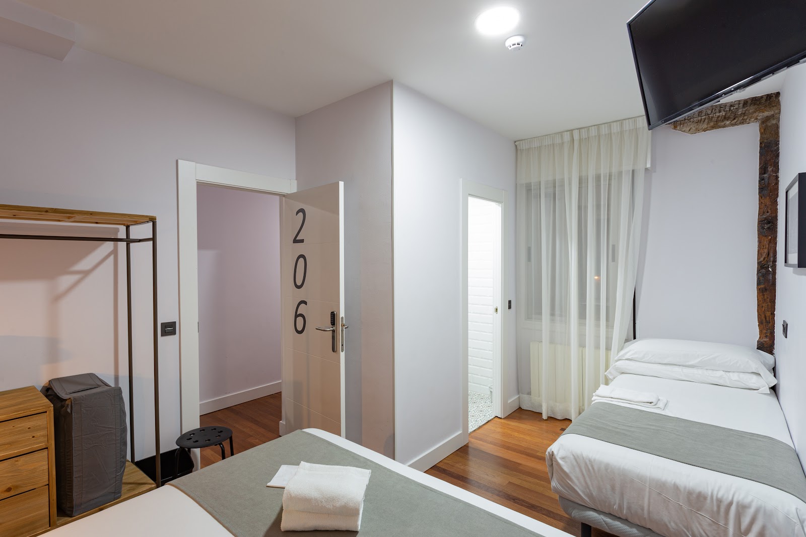 Casual Mardones photo 6