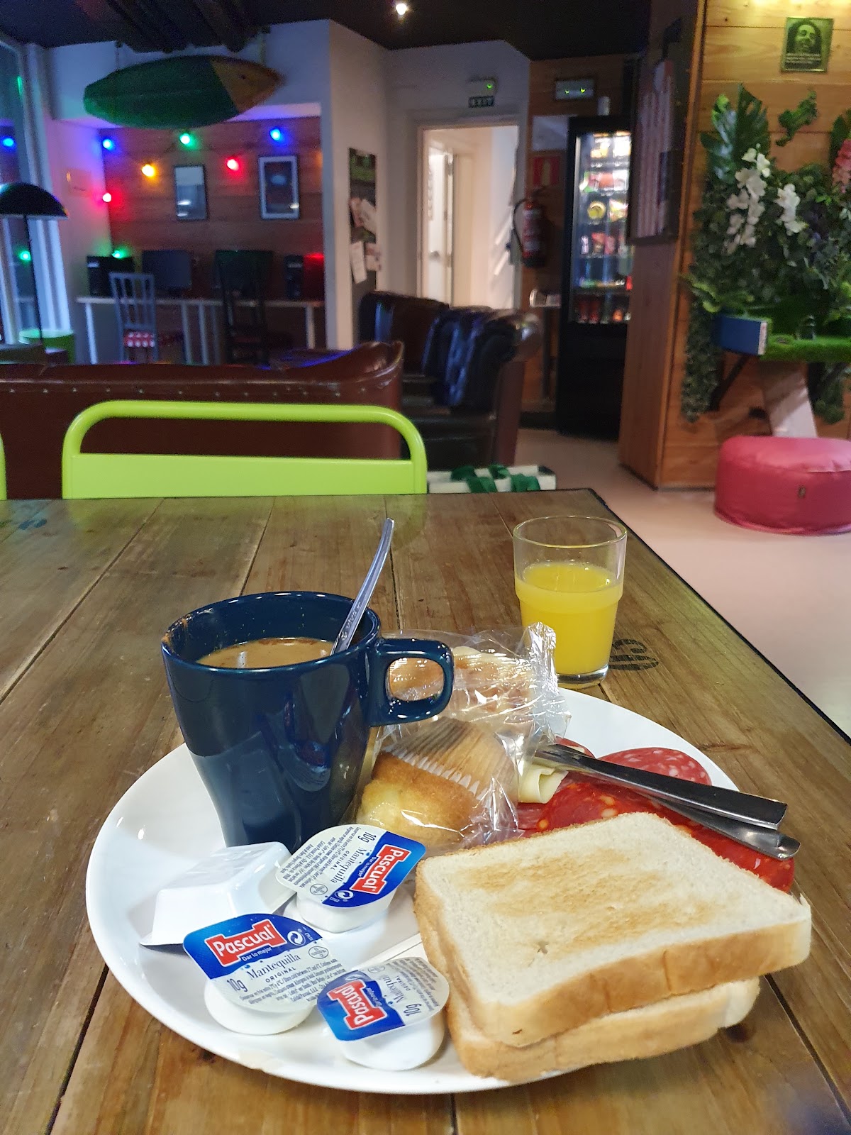 Ganbara Hostel - Self Check in photo 9