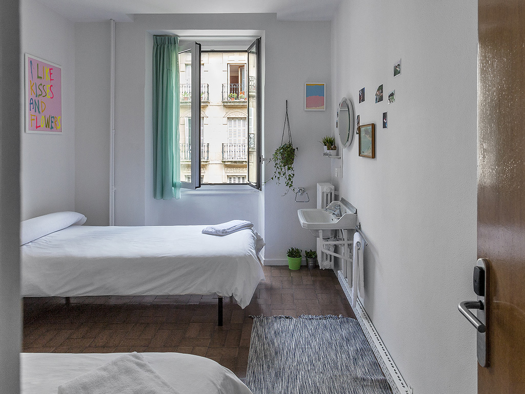 A Room in the City - Hostel San Sebastian photo 10