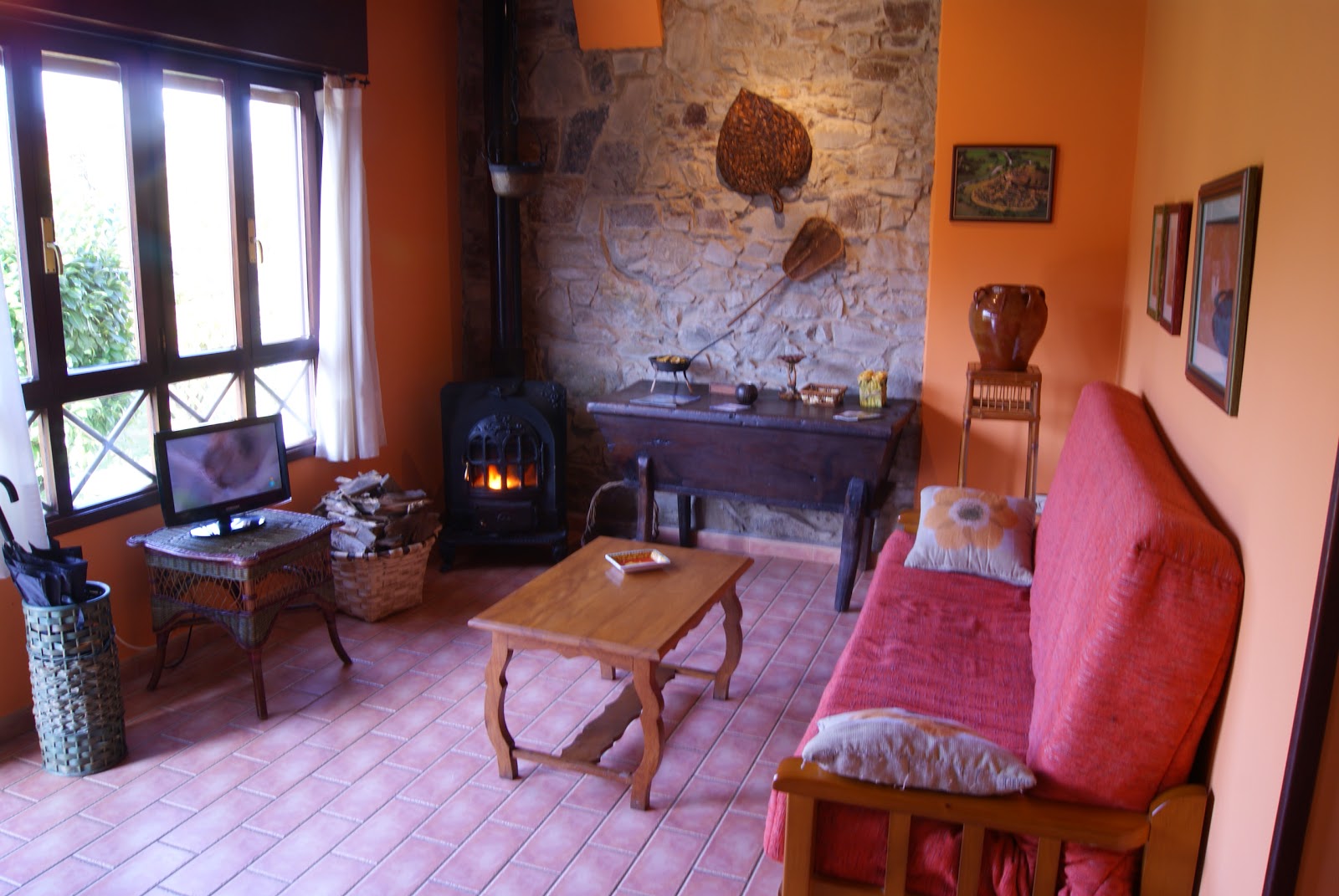 Apartamentos El Cueto photo 9