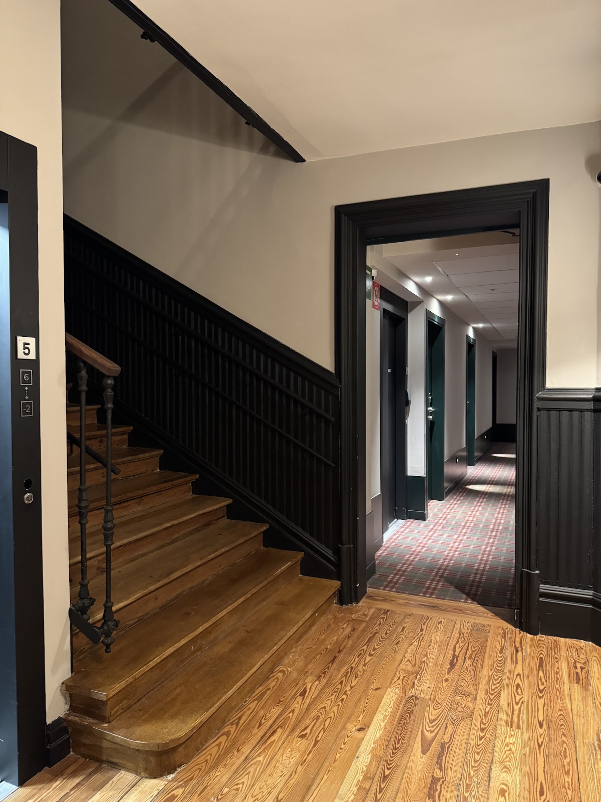 Batimont Suites & Apartments photo 9