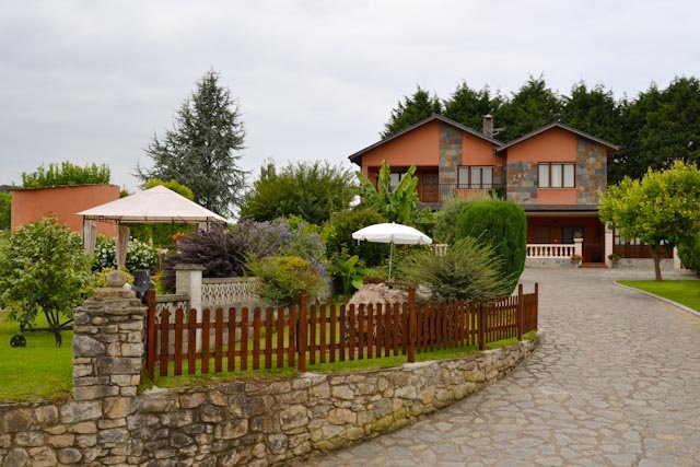 Apartamentos en Oreña photo 2