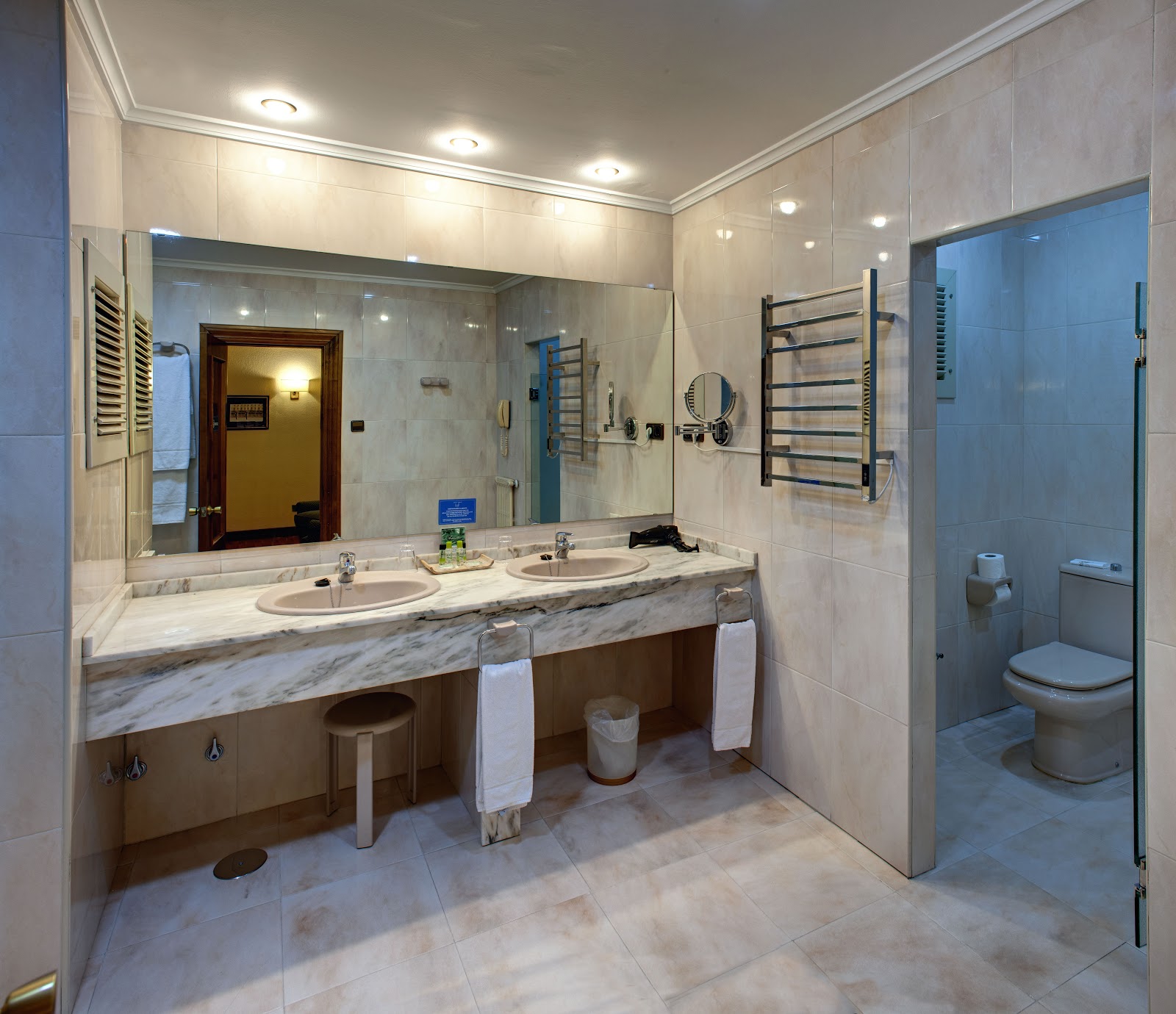 Hotel Hernán Cortés photo 3