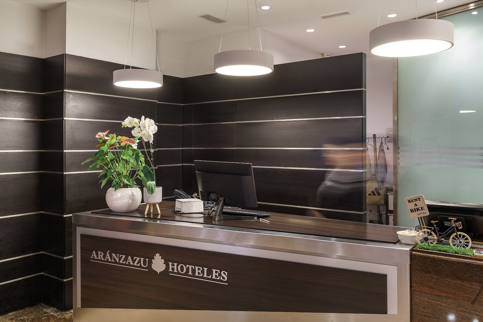 HOTEL ABANDO photo 5