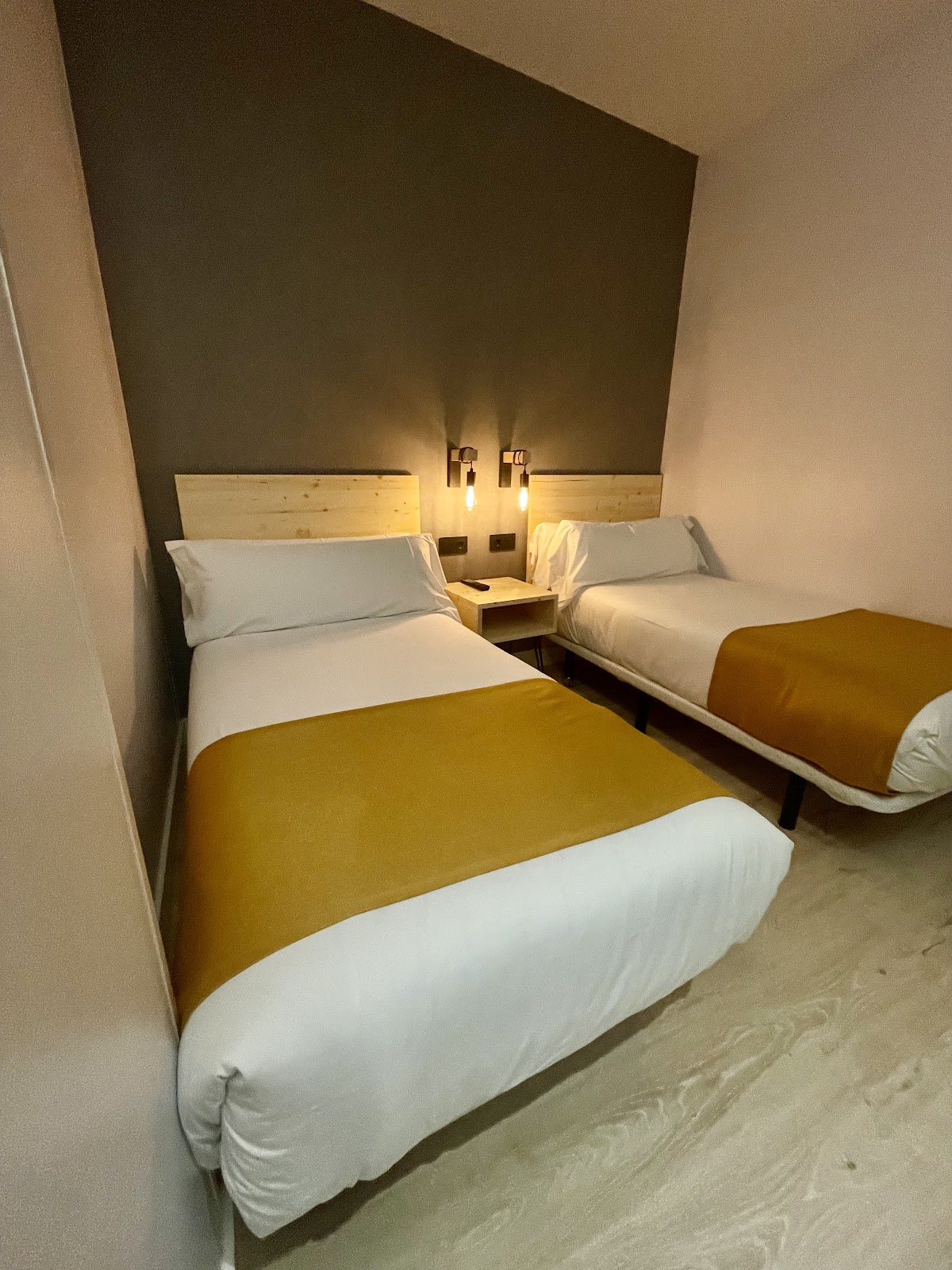 Casual Fuentes photo 6