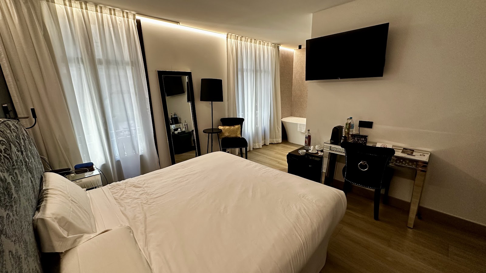 Pensión Ama Bilbao photo 2