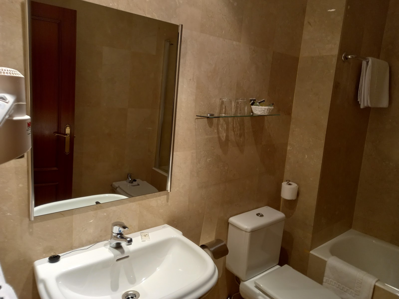 Hotel Gernika photo 4