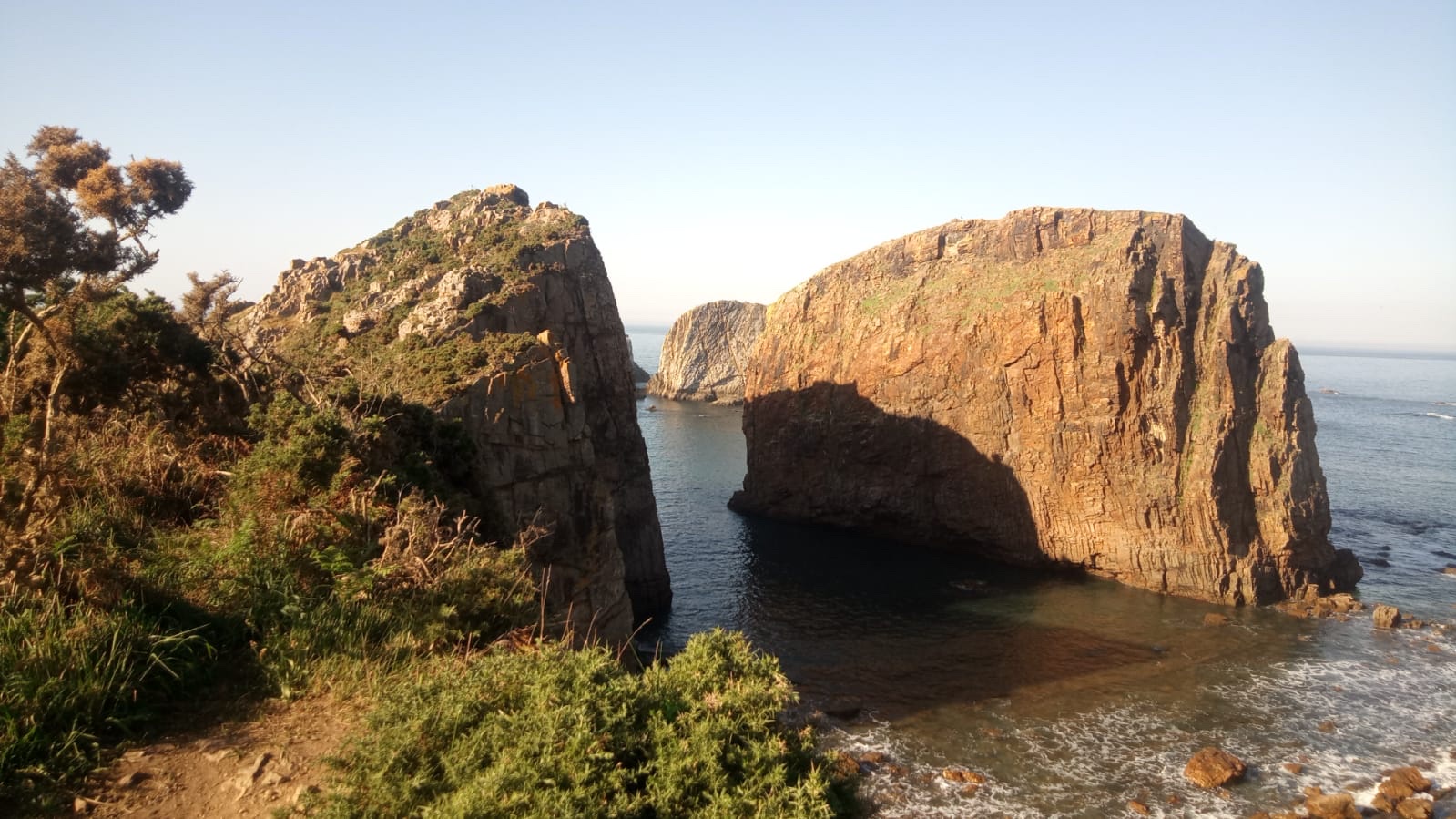 Alojamientos y Albergue playa del Silencio photo 7