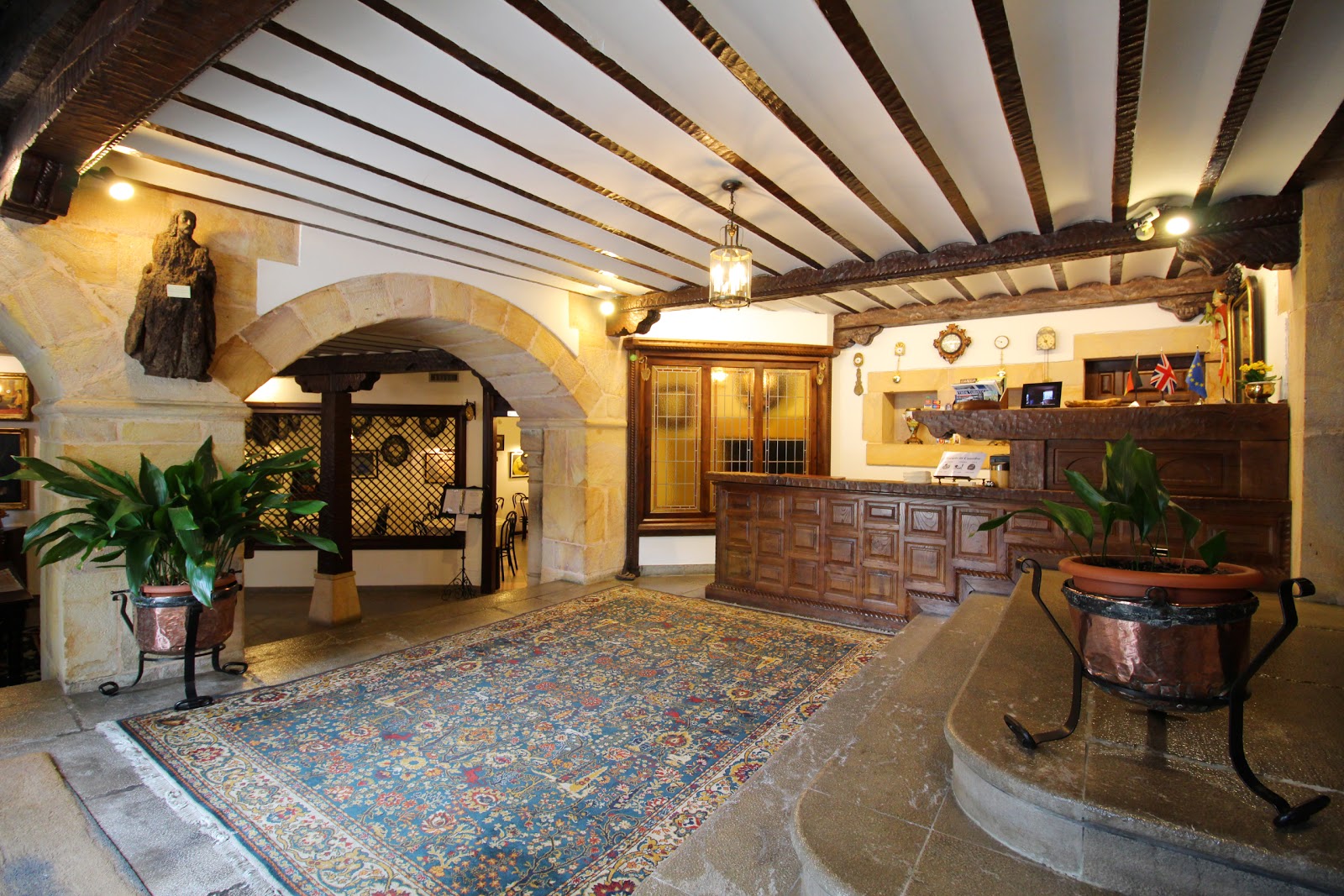 Hotel Santillana photo 4