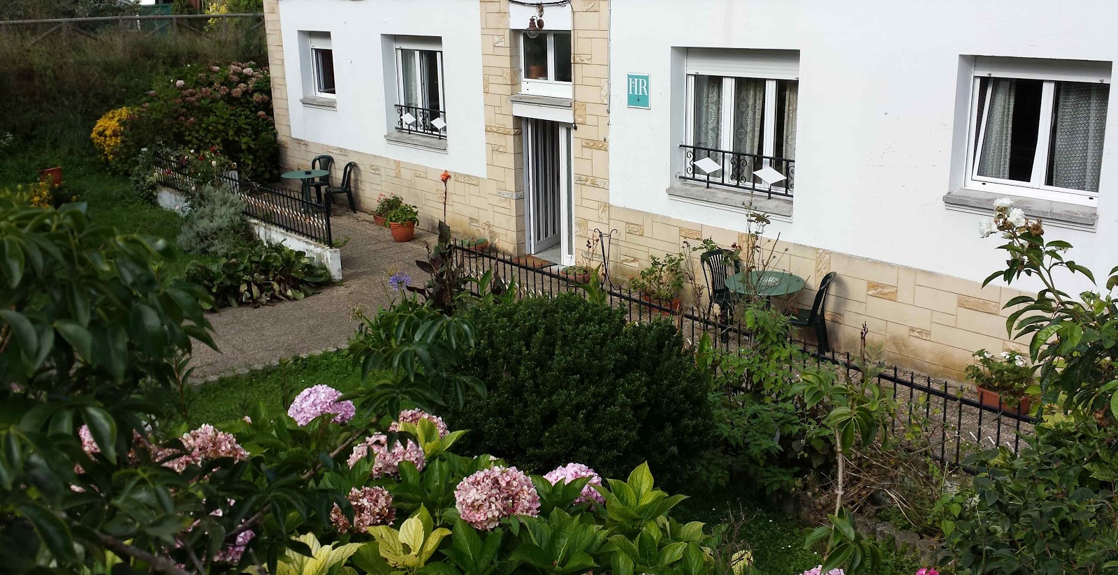 Hostal Paulino w/ pilgrim room rates photo 8