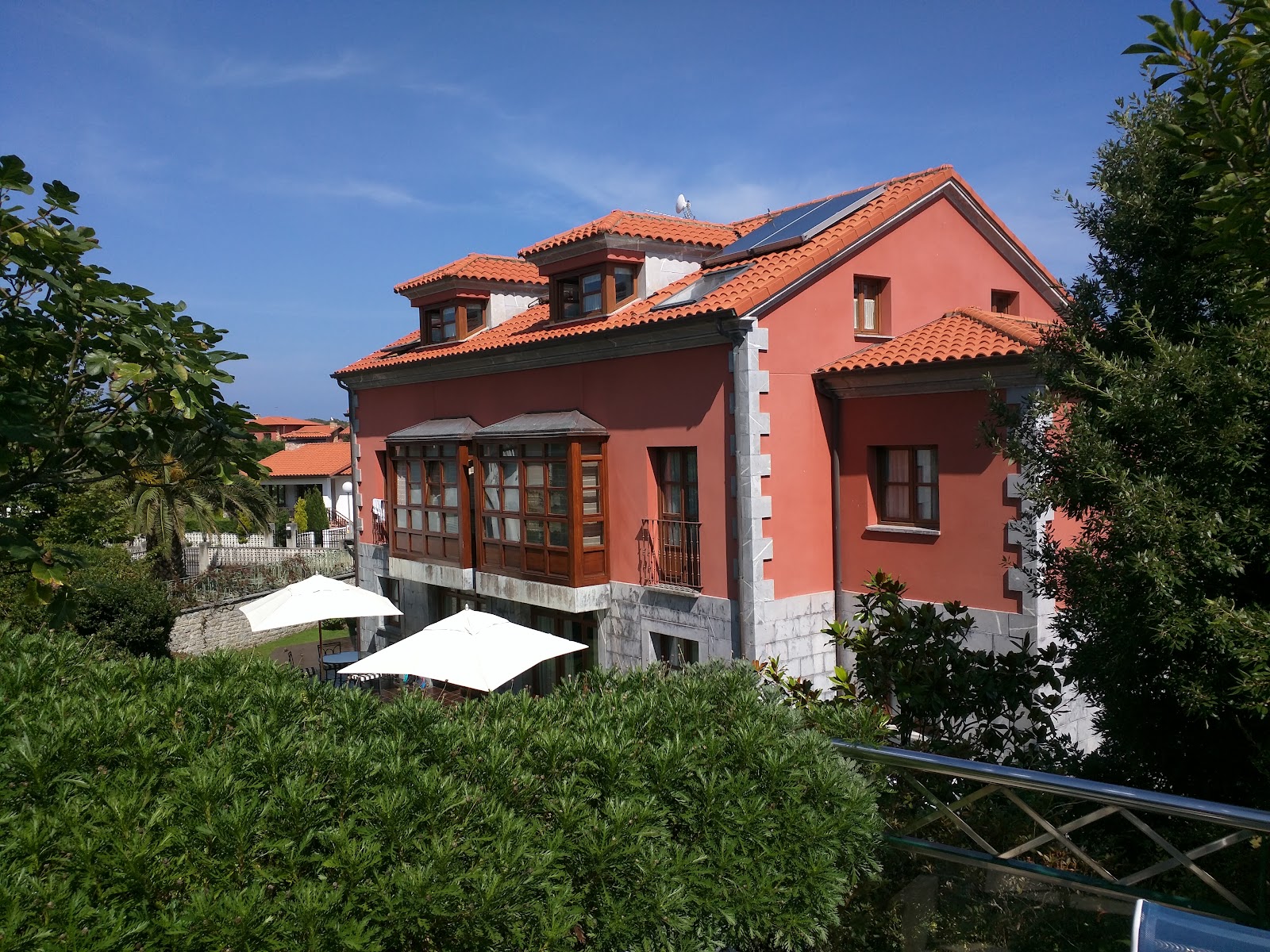 Cueto Mazuga photo 6