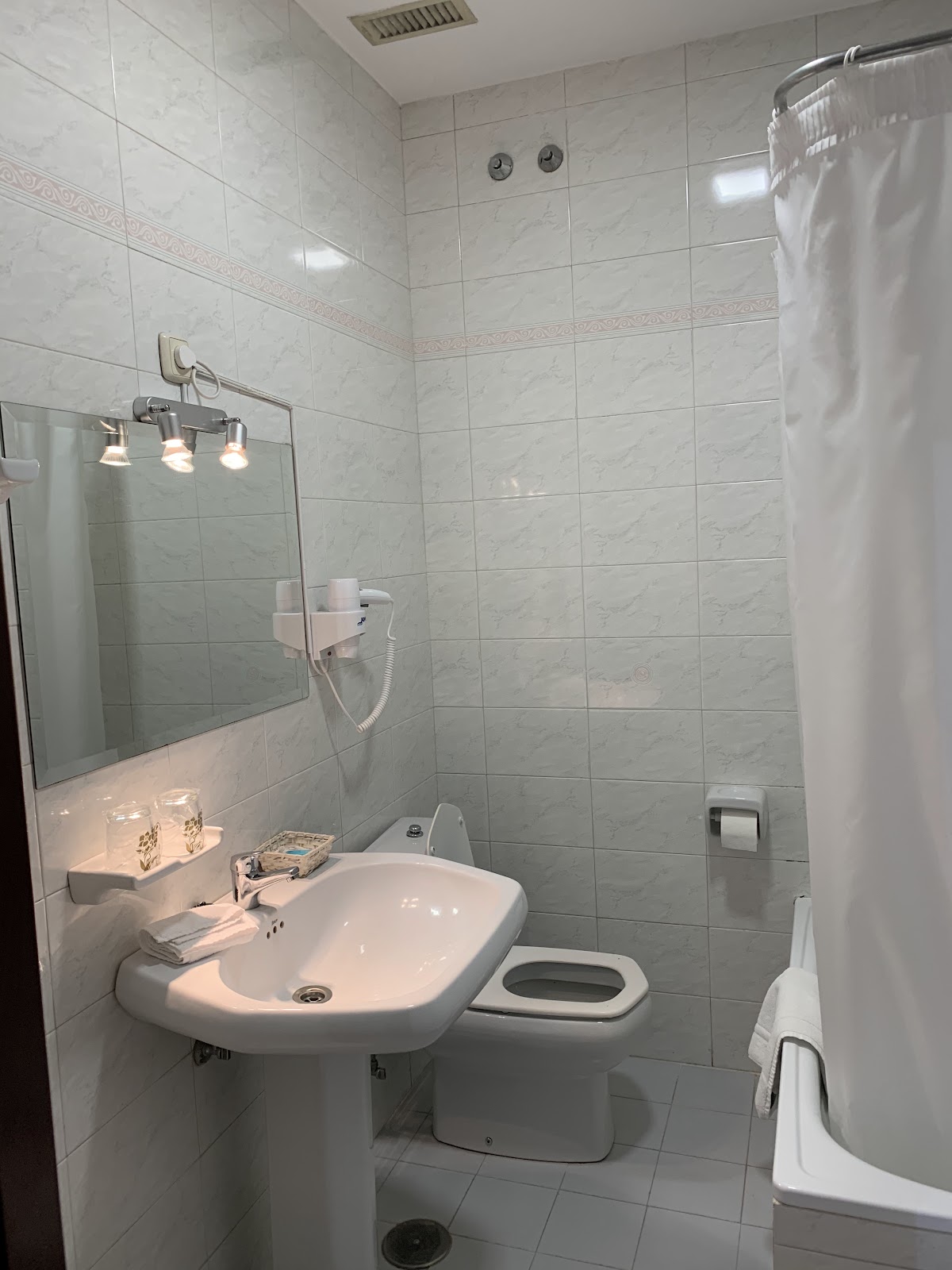 Pensión Residencia Fornos photo 10