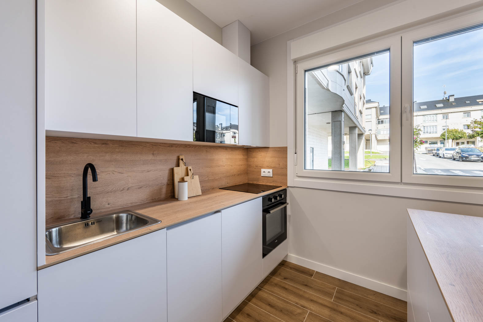 White Tree By photo 2