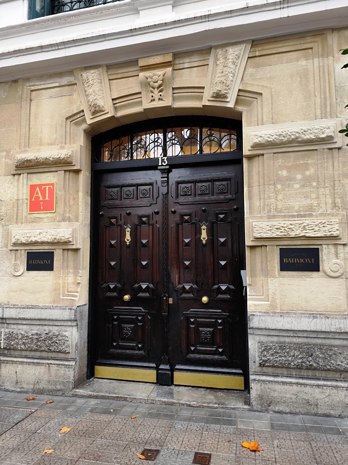 Batimont Suites & Apartments photo 10