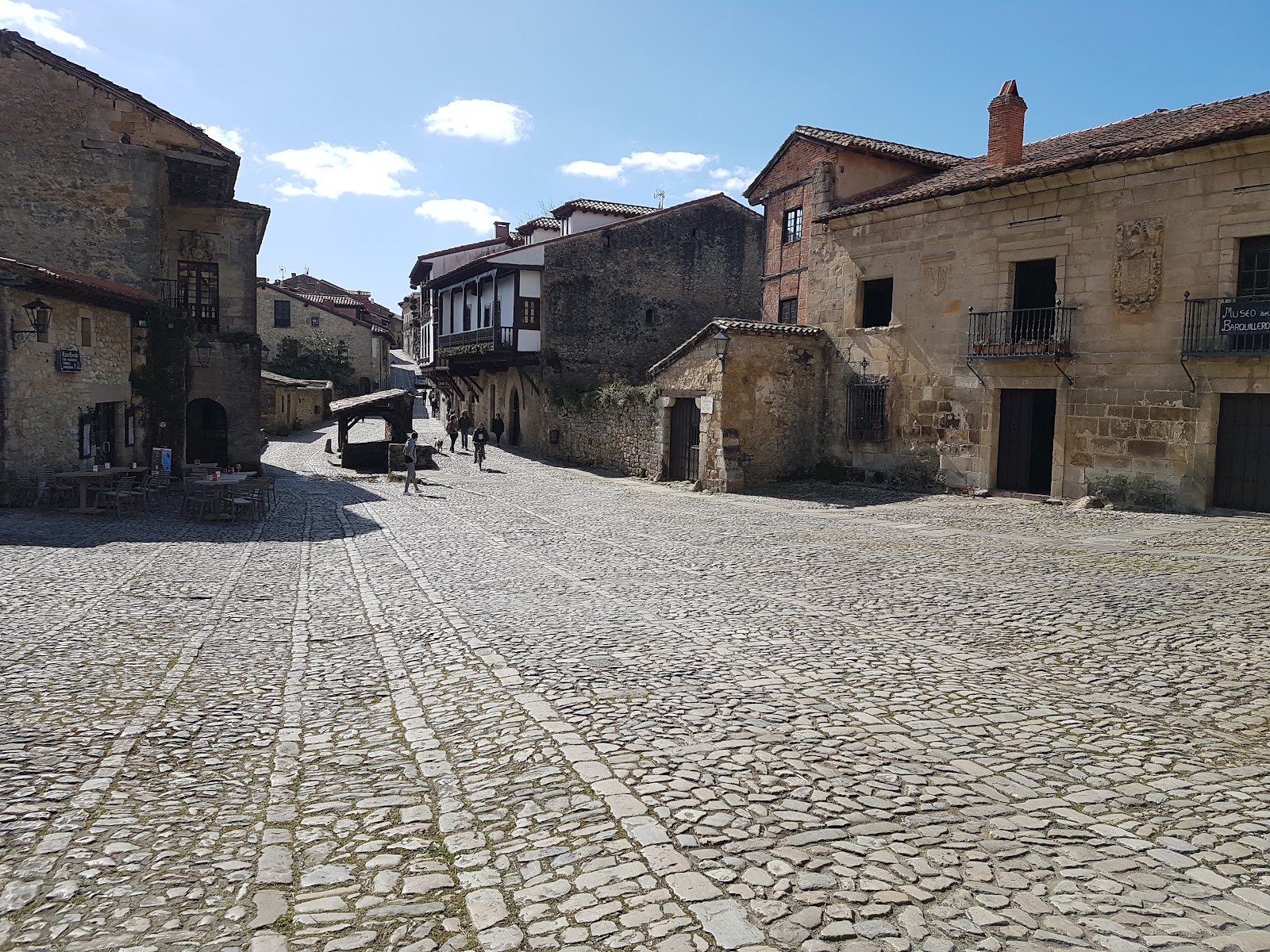 Albergue Municipal de peregrinos Jesús Otero photo 9