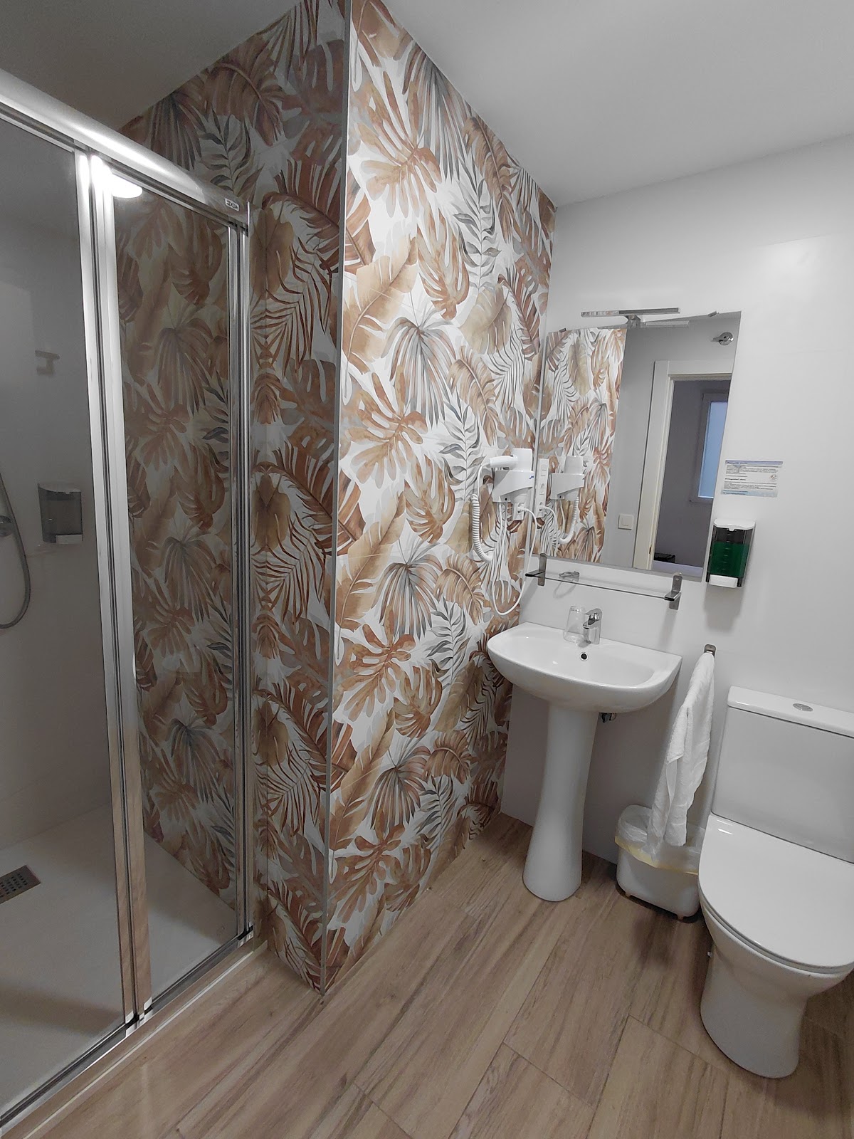 Bilbao ROOMS Miribilla photo 8