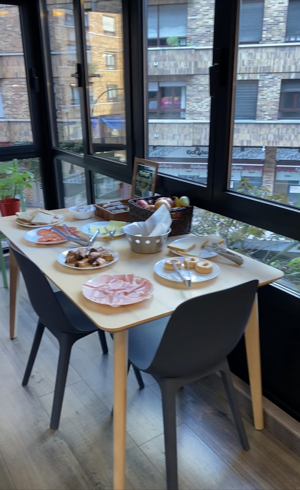 Life Magenta photo 7