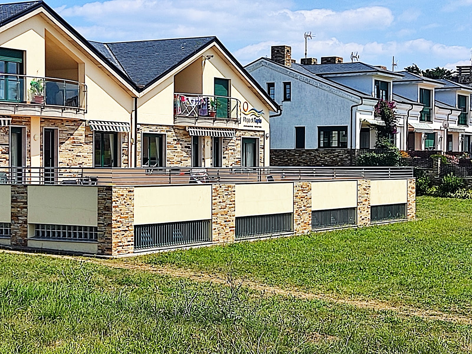 Apartamentos Turísticos Playa de Tapia photo 3