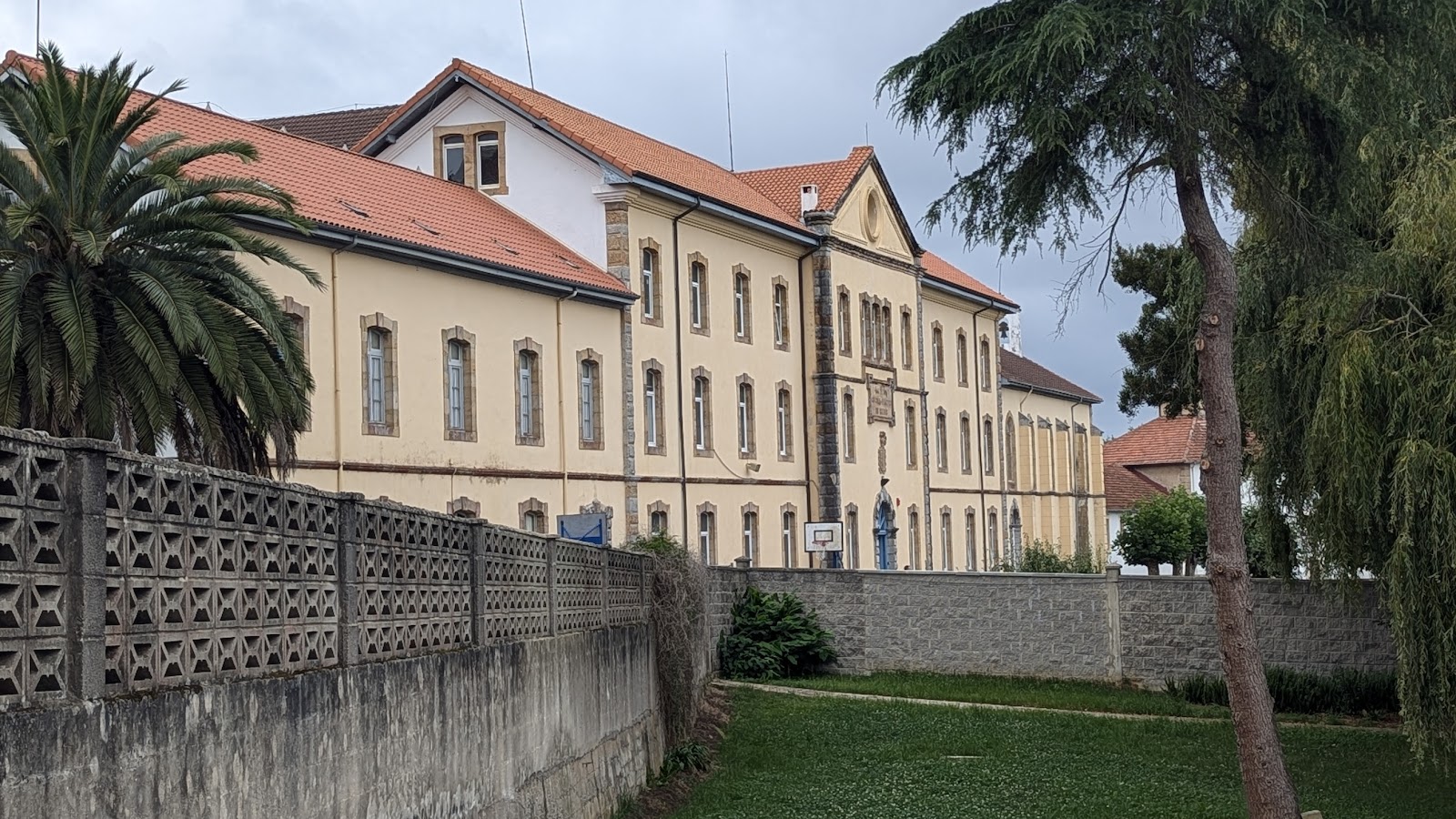 COBRECES 198 photo 2