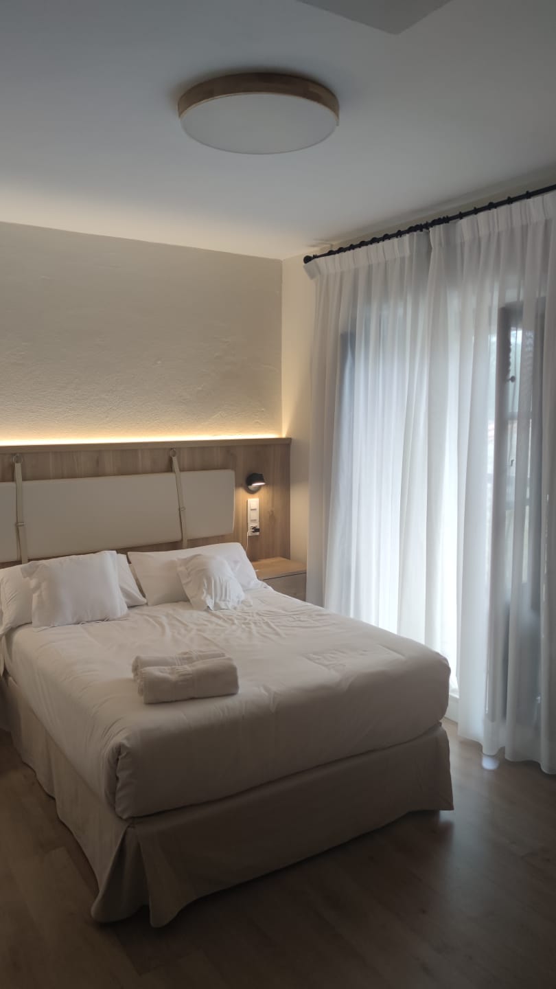 Hotel BESTPRICE Santillana photo 10