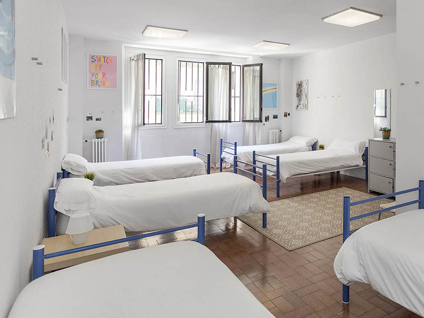 A Room in the City - Hostel San Sebastian photo 2