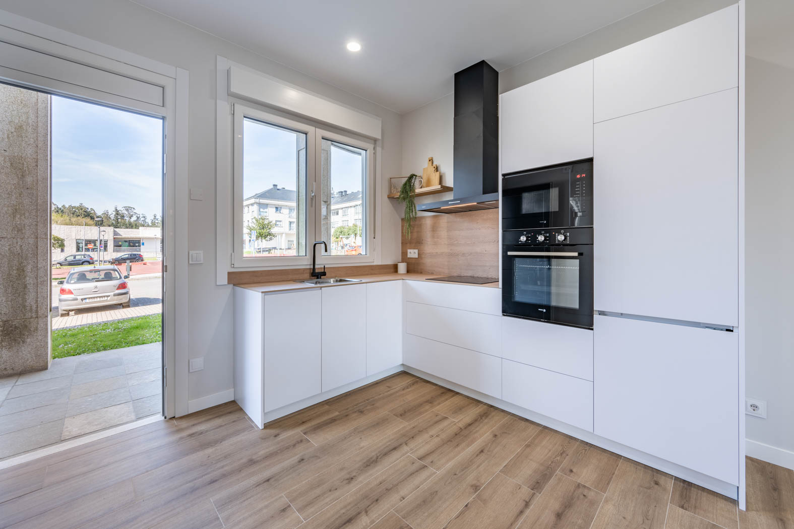 White Tree By photo 5