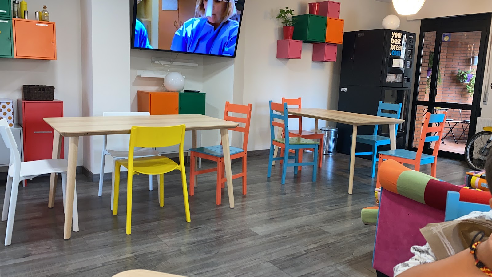 Life Magenta photo 4