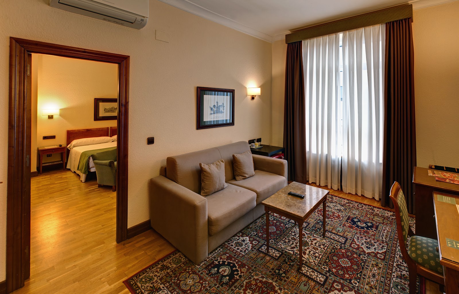 Hotel Hernán Cortés photo 10