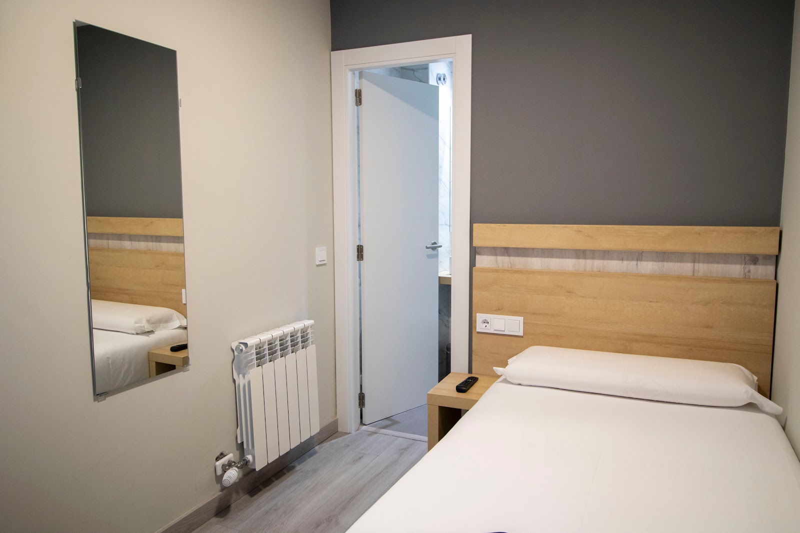 Hostal Alda Catedral photo 2