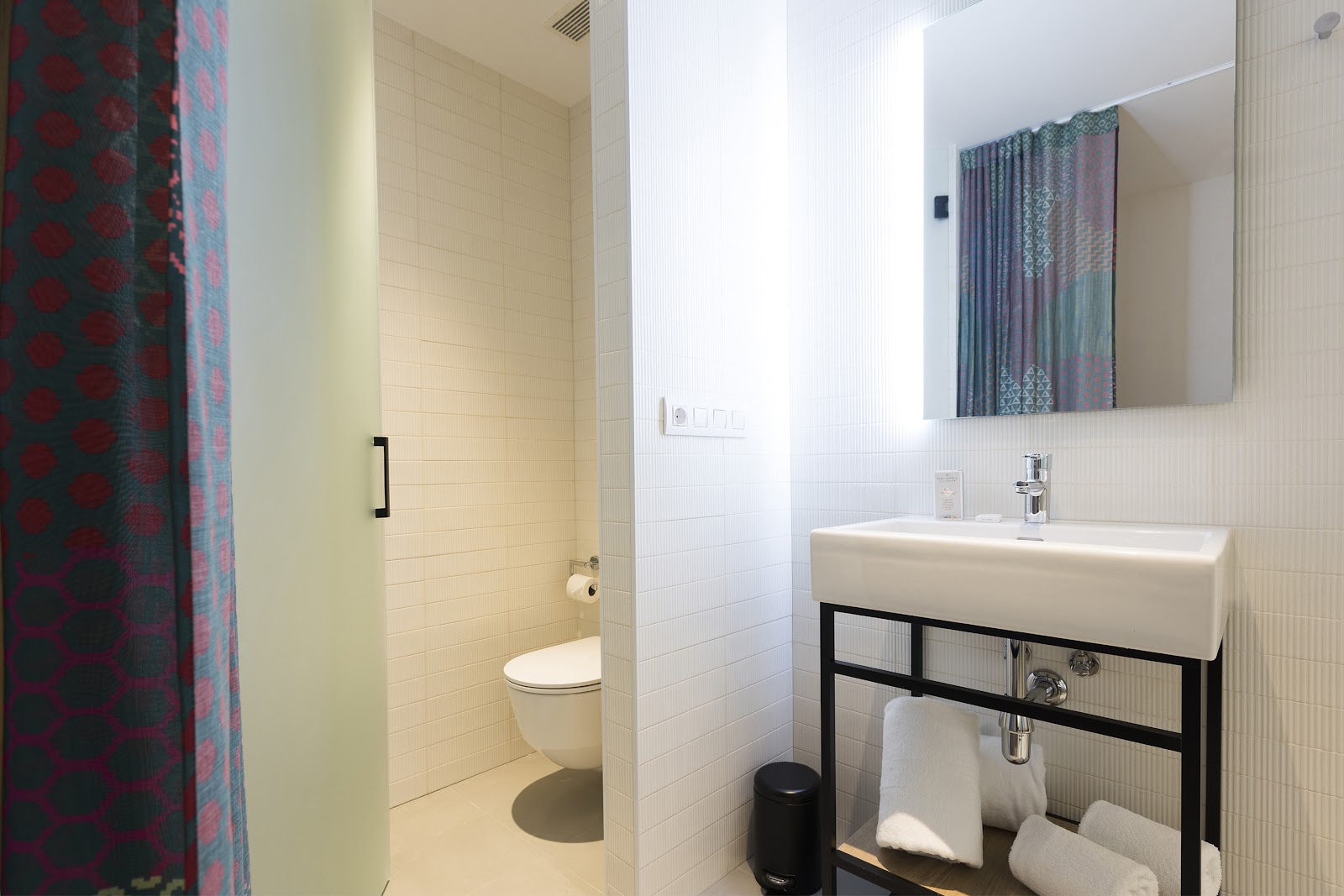 Axel Hotel Bilbao photo 4