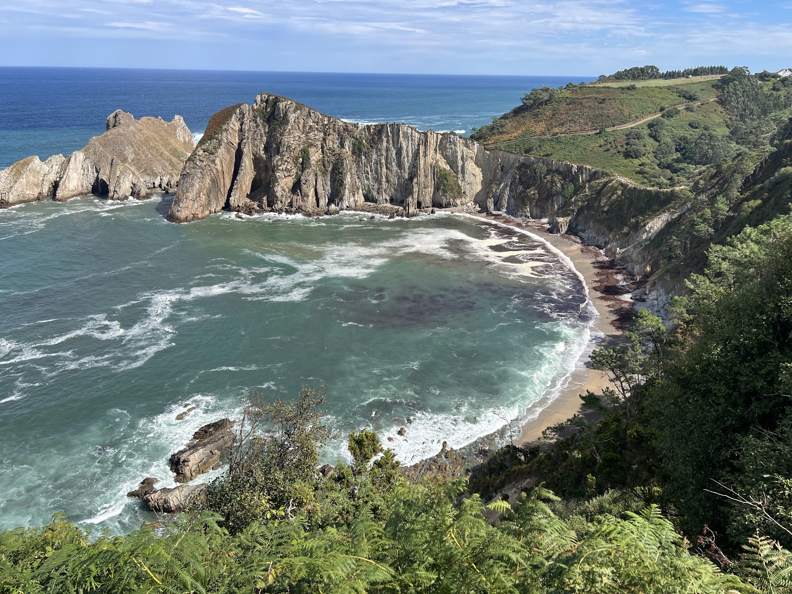 Parking Playa del Silencio photo 2