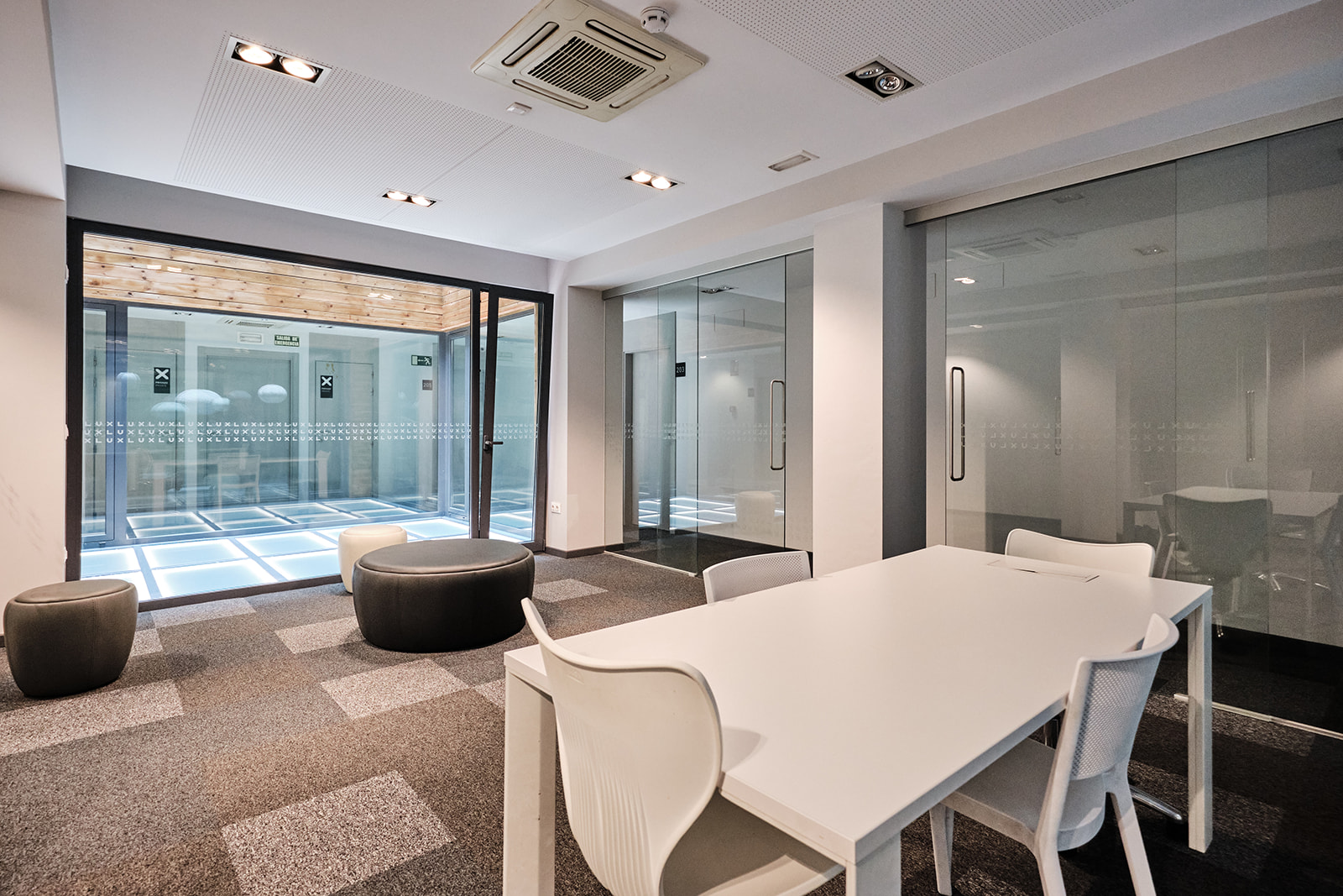 Hotel Lux Santiago photo 7