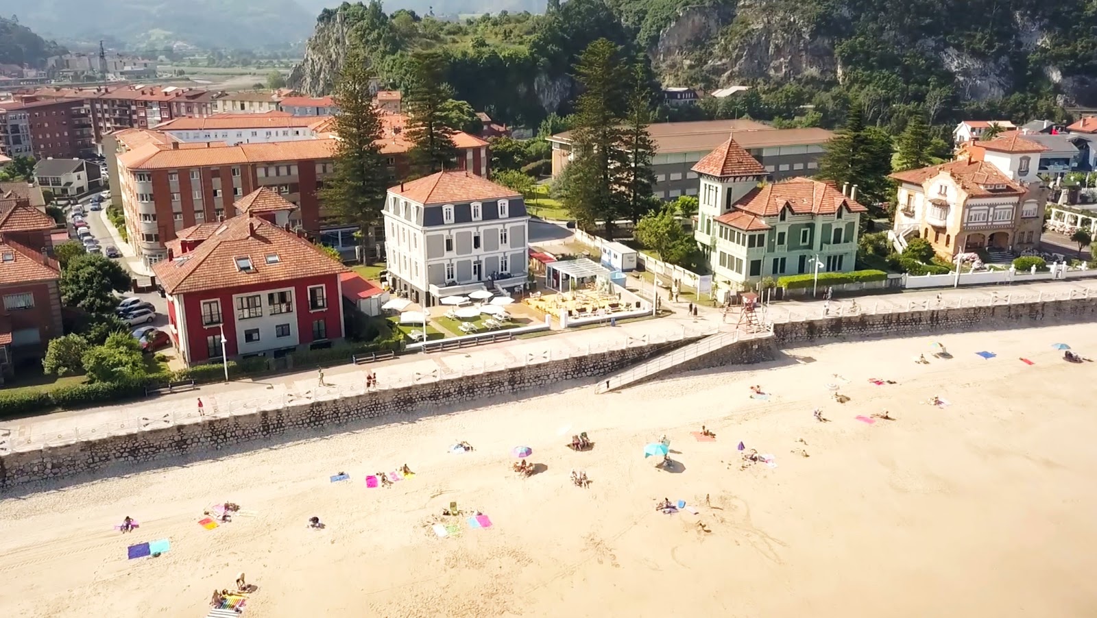 Youth Hostel - Roberto Frassinelli photo 6