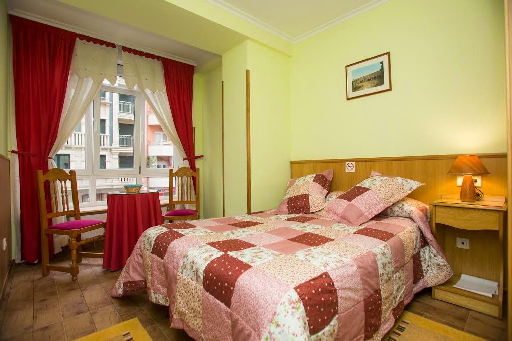 Hostal-Pensión Residencia Ponte Dos Santos photo 5