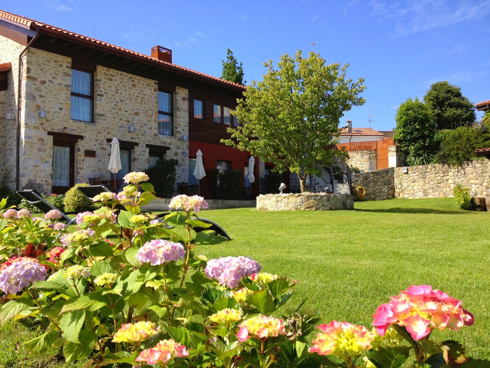 Apartamentos Rurales El Hospital de Villahormes photo 9