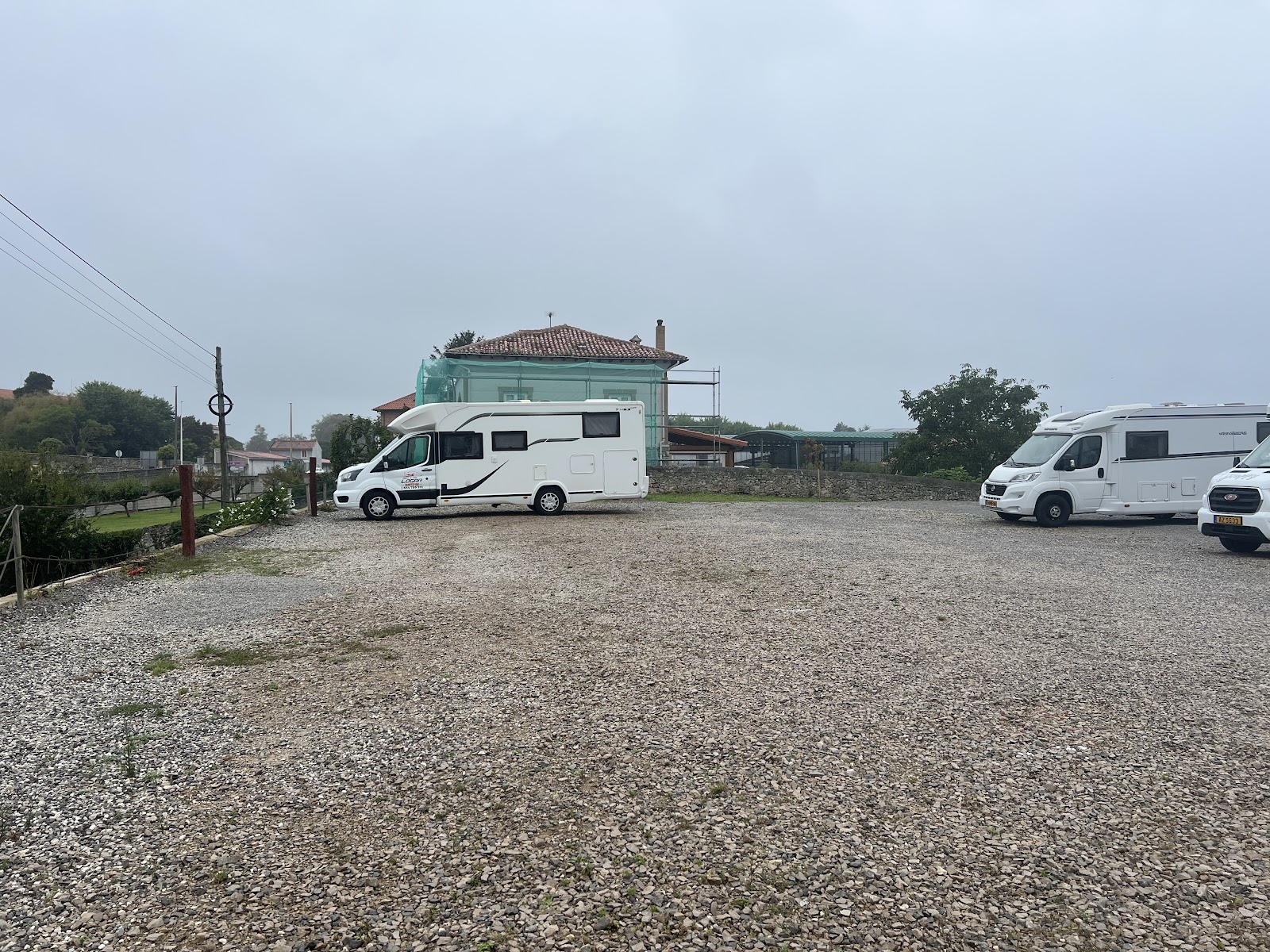 Área de Autocaravanas el Jardín de Cóbreces photo 10