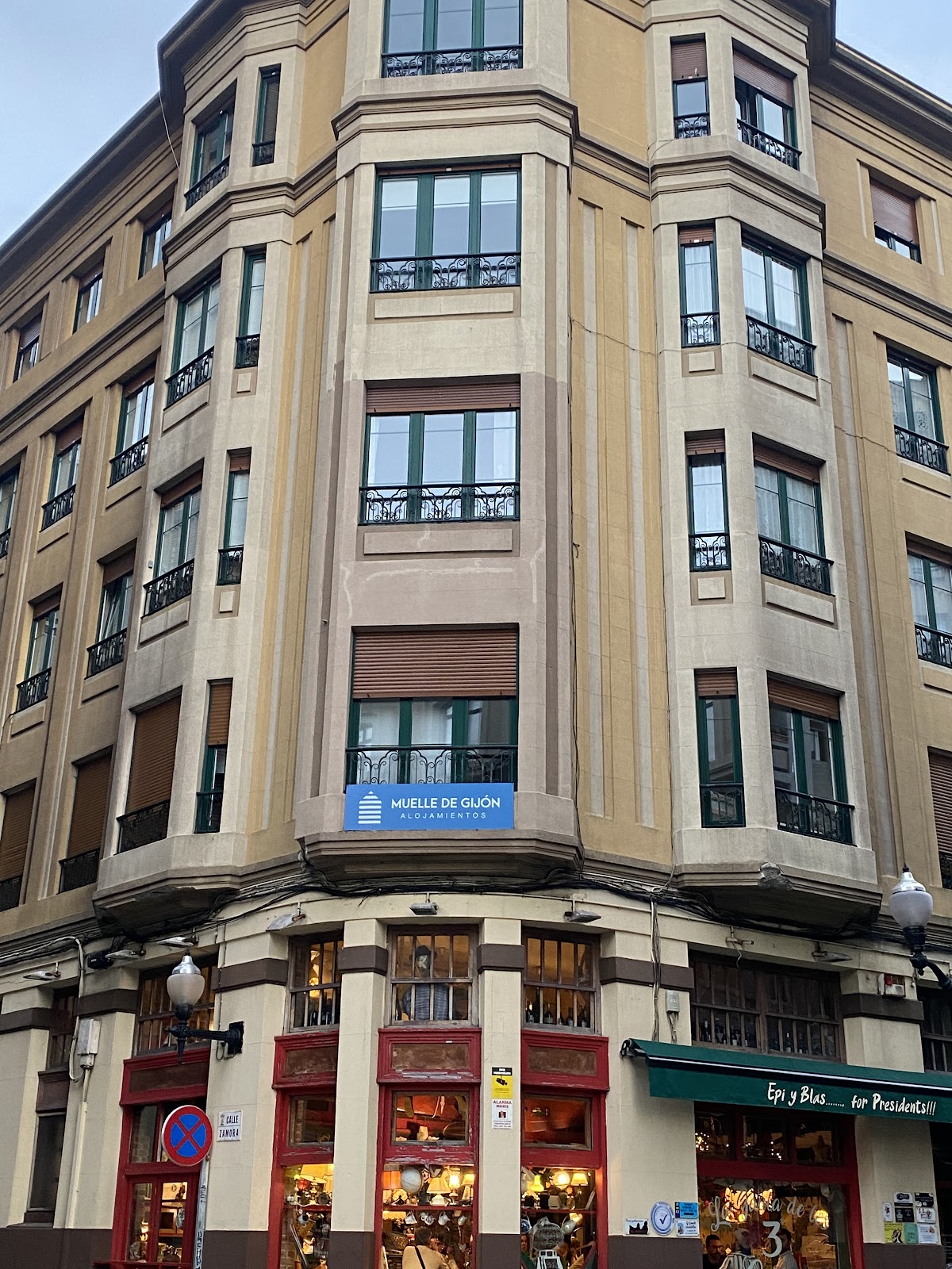 Alojamientos Muelle de Gijón photo 9