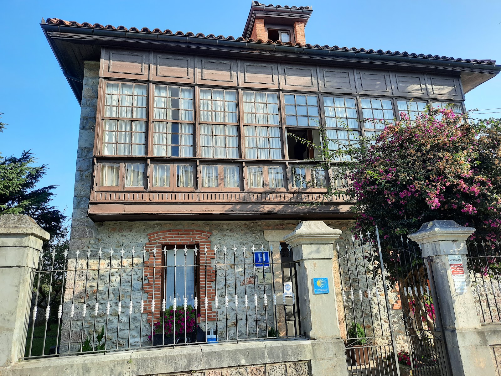 Hotel Villa Miramar photo 4