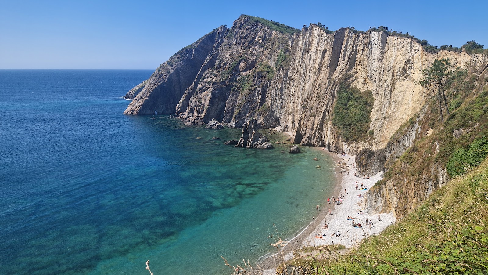 Parking Playa del Silencio photo 10