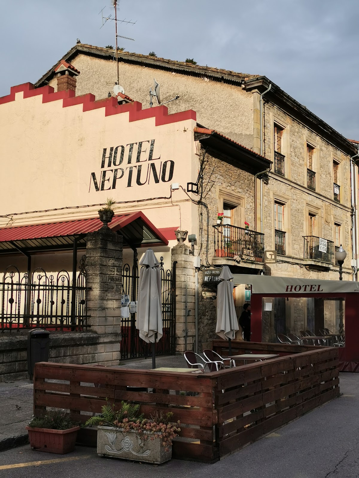 Cafe Hotel Neptuno photo 5