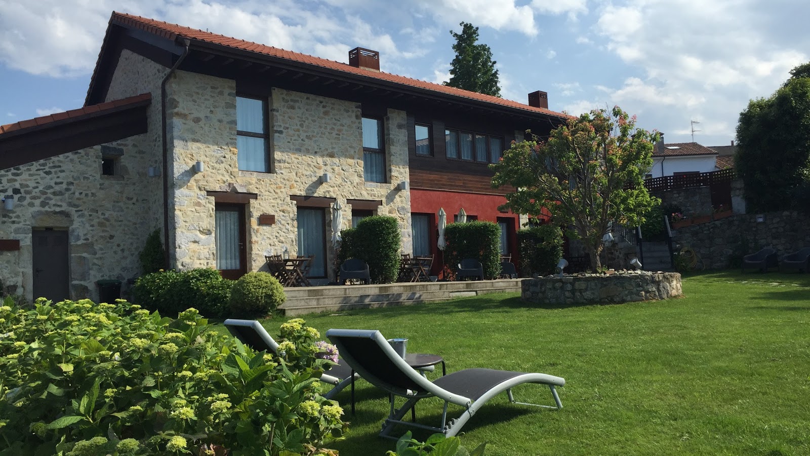 Apartamentos Rurales El Hospital de Villahormes