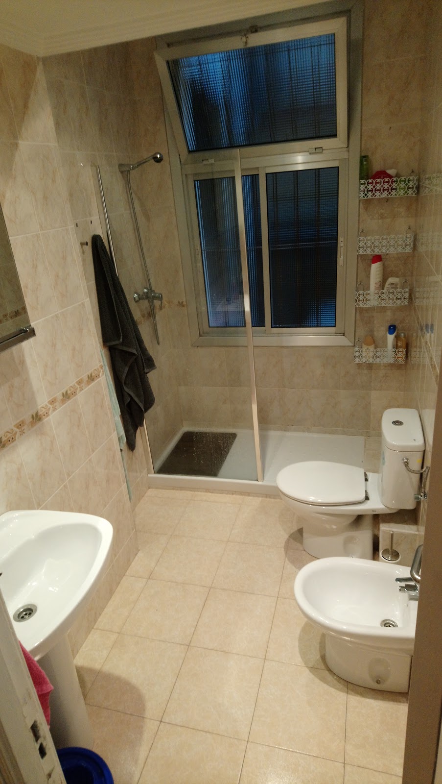 Habitaciones en Bilbao photo 6