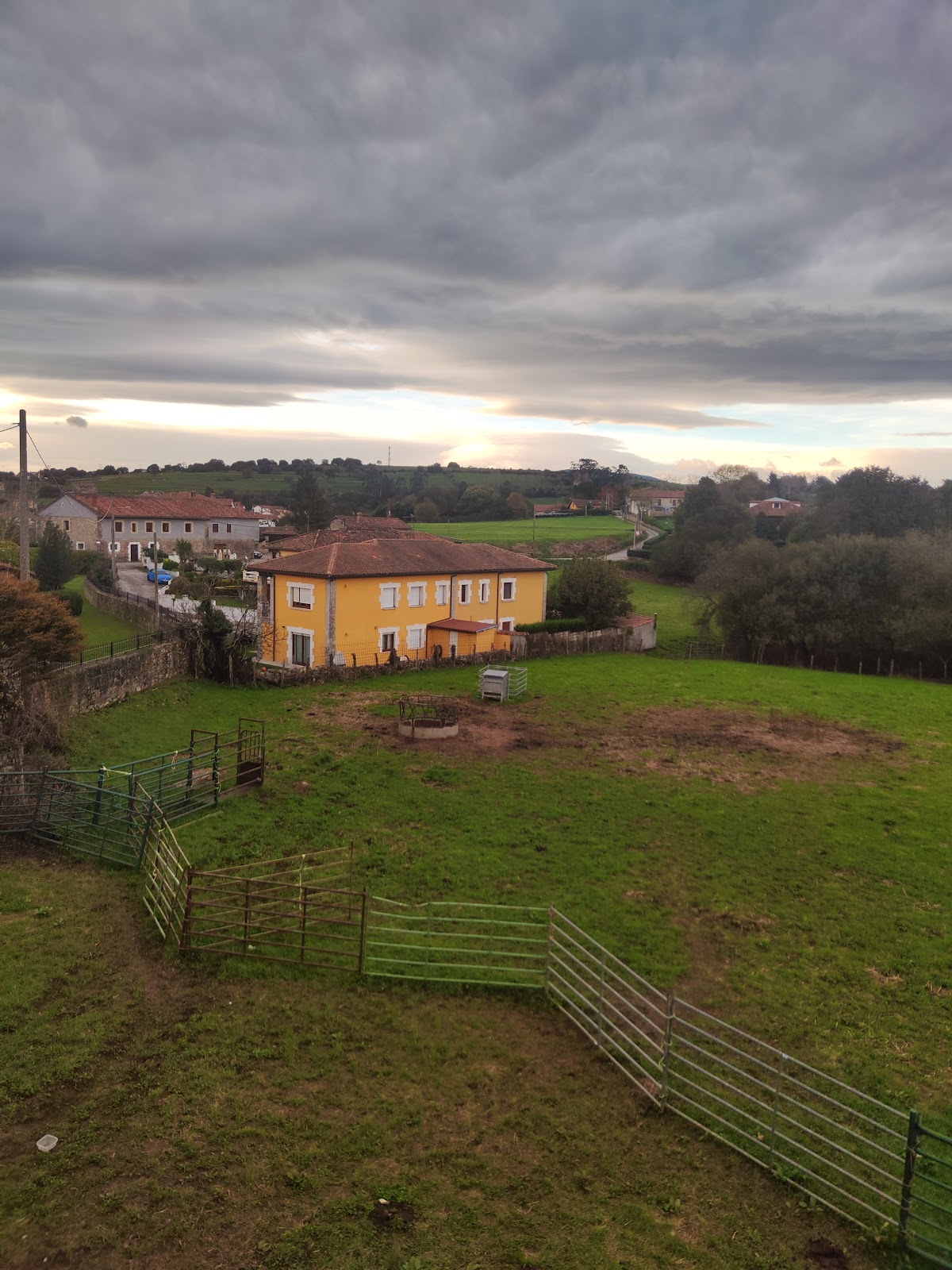 Hotel BESTPRICE Santillana photo 8