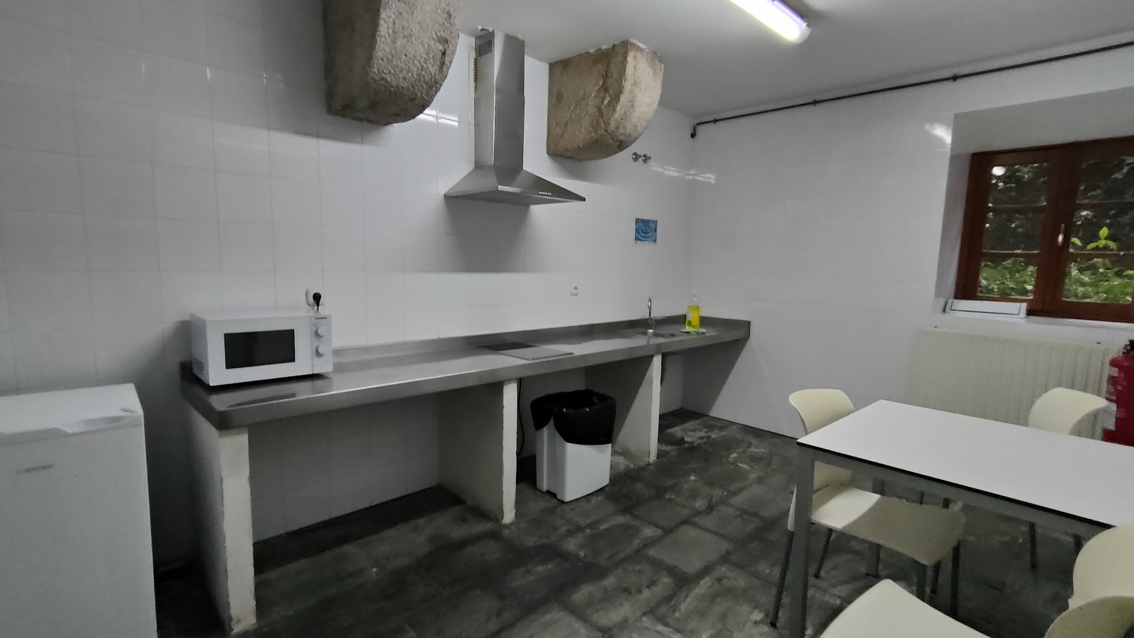 Albergue de peregrinos de Baamonde photo 9