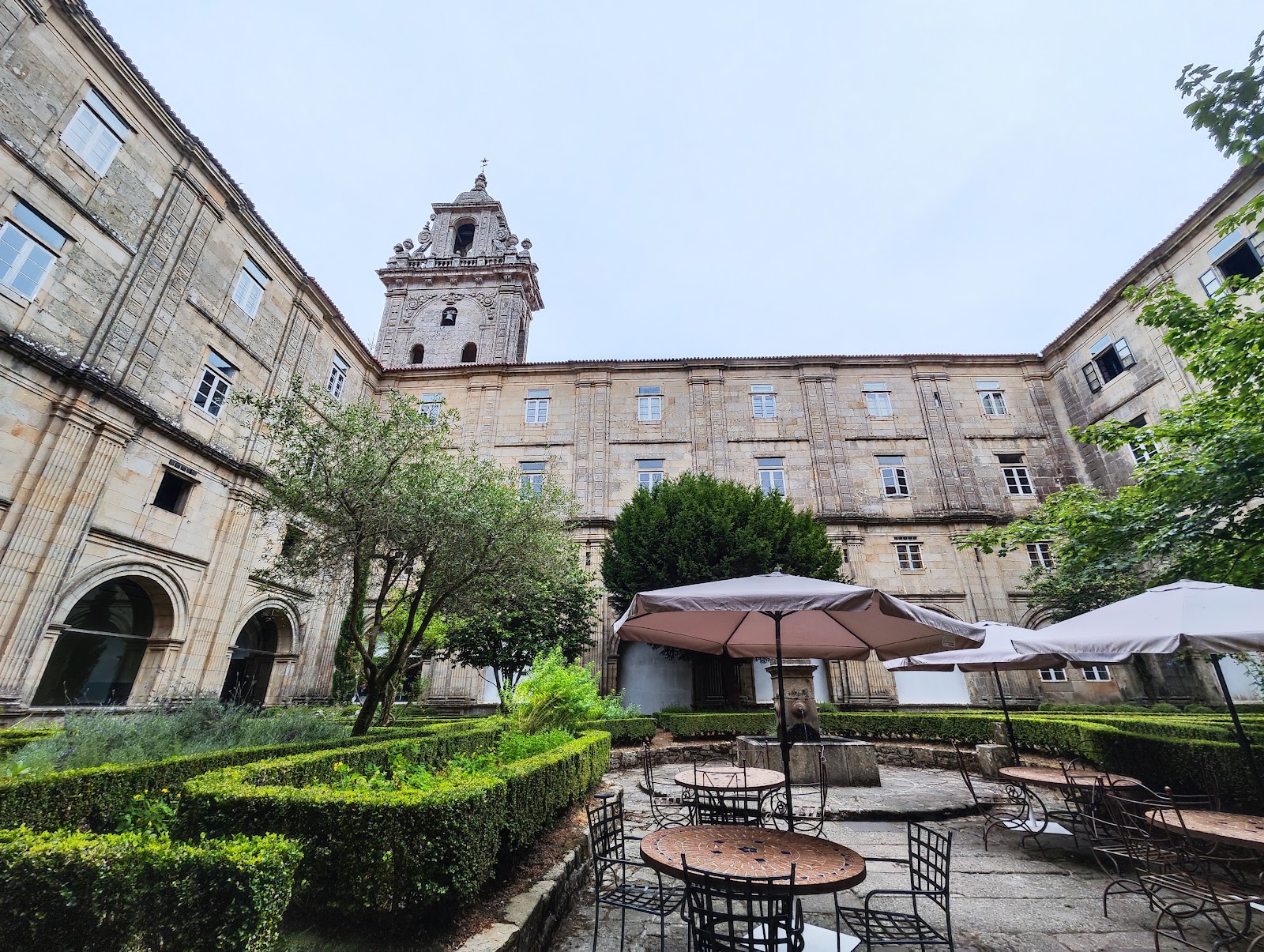 Hospedaría San Martiño Pinario photo 2