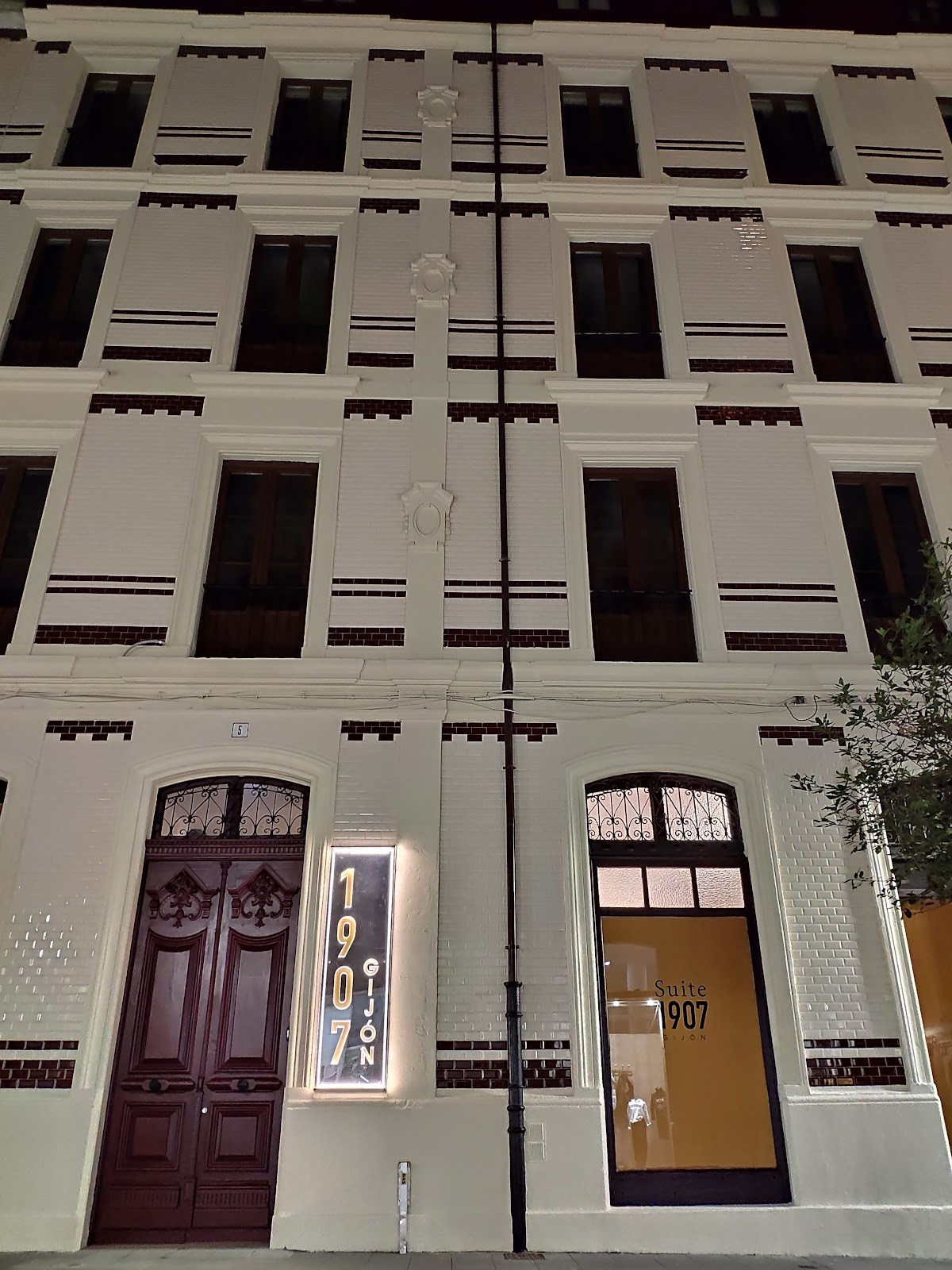 SUITE 1907 GIJON photo 9